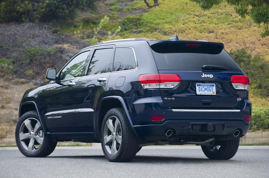  Jeep Grand Cherokee Overland 2014 года  (фото 3 из 34)